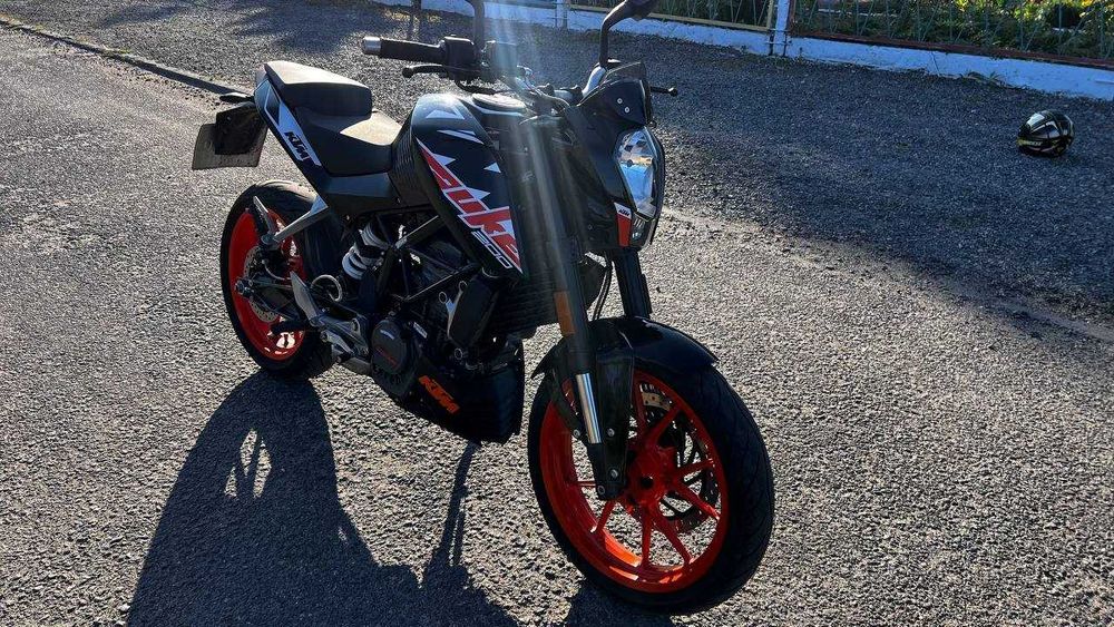KTM DUKE 200 2021
