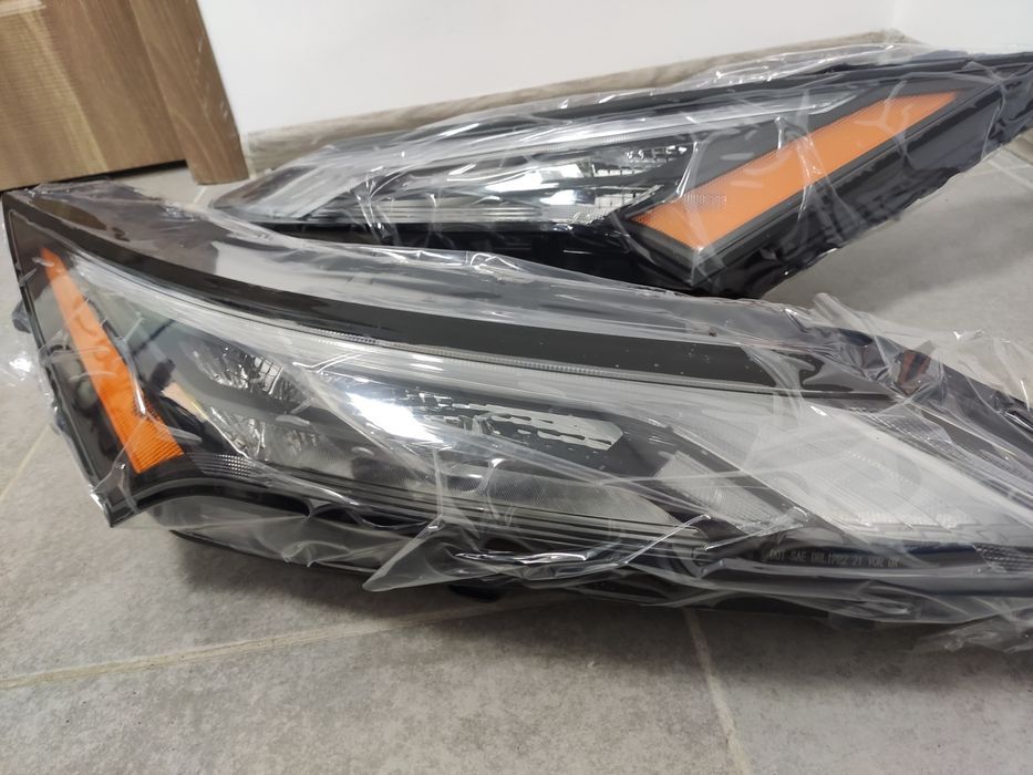 Nissan Rogue 2021-2023 T33 фара передня LH ліва і права