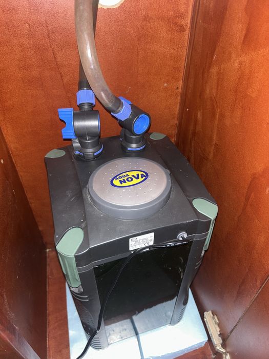 Vendo aquario 200 l completo