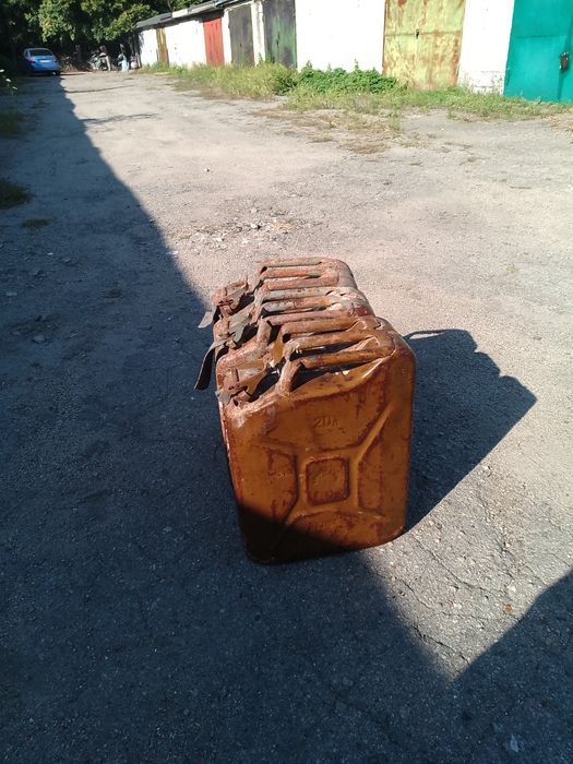 канистра 20л 3 штуки