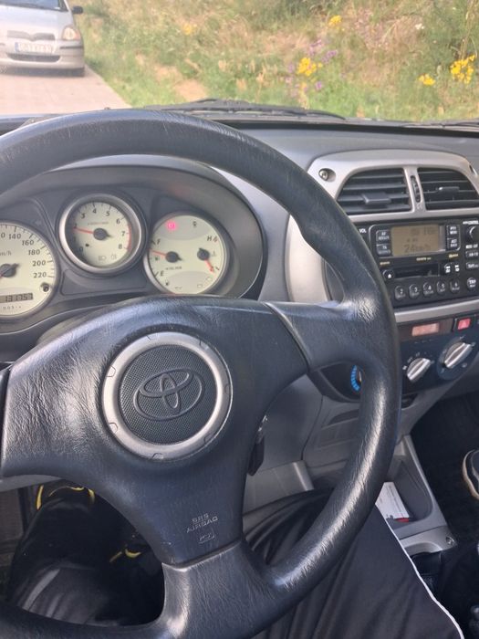 Toyota rav 4 2,0 vvti 4x4 idealny bez rdzy!!