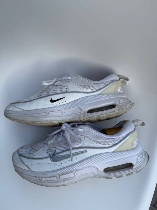 кросівки Nike Air Max Bliss