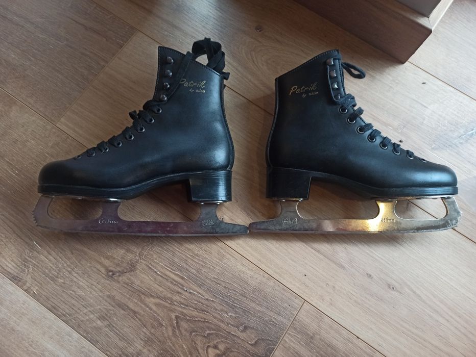 Łyżwy figurowe czarne 230mm r. 36