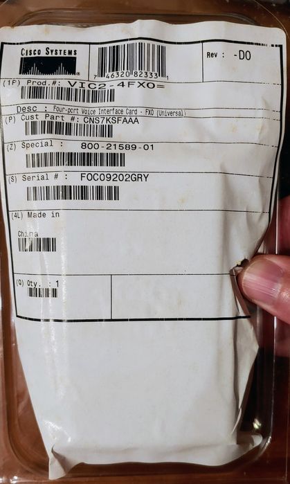 Cisco Four-port Voice Interface Card (VIC2-4FXO=) Universal