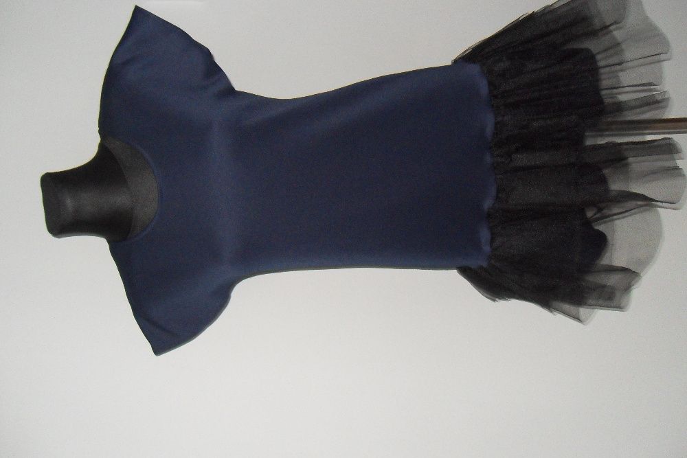 sukienka nowa r.m/L