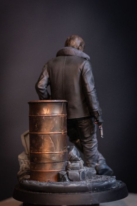 29 СМ / Фігурка Leon Kennedy Resident Evil Requiem статуетка
