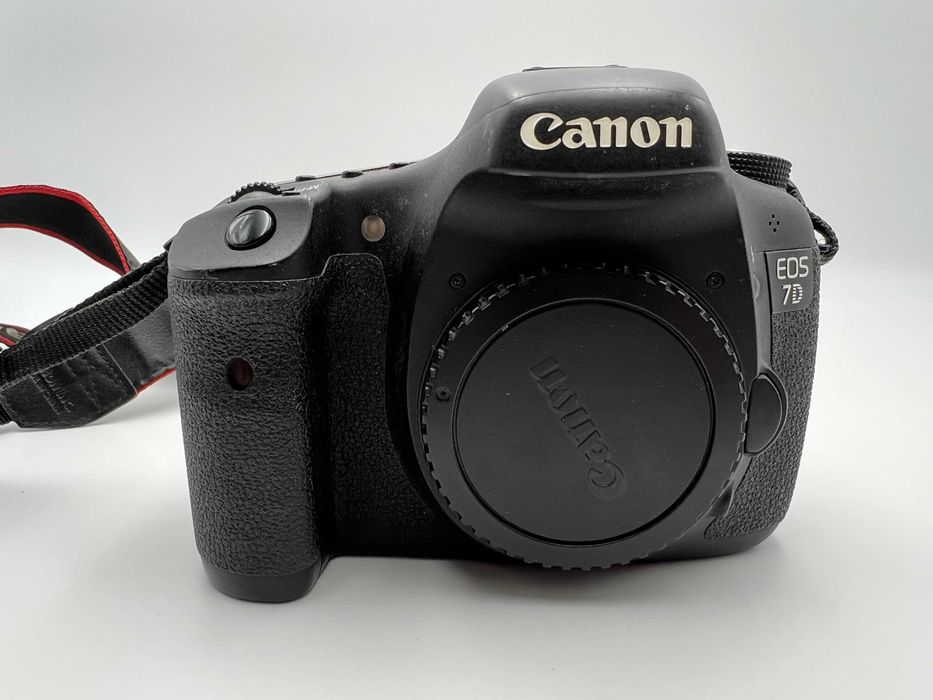 Aparat CANON EOS 7D /Body/ładowarka
