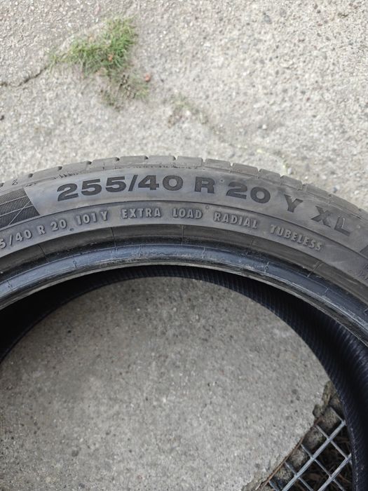 255/40R20 opona letnia Continental