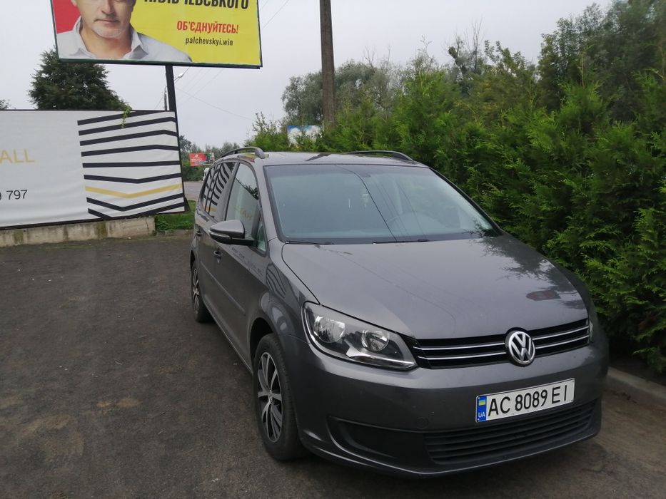Volkswagen touran 2011