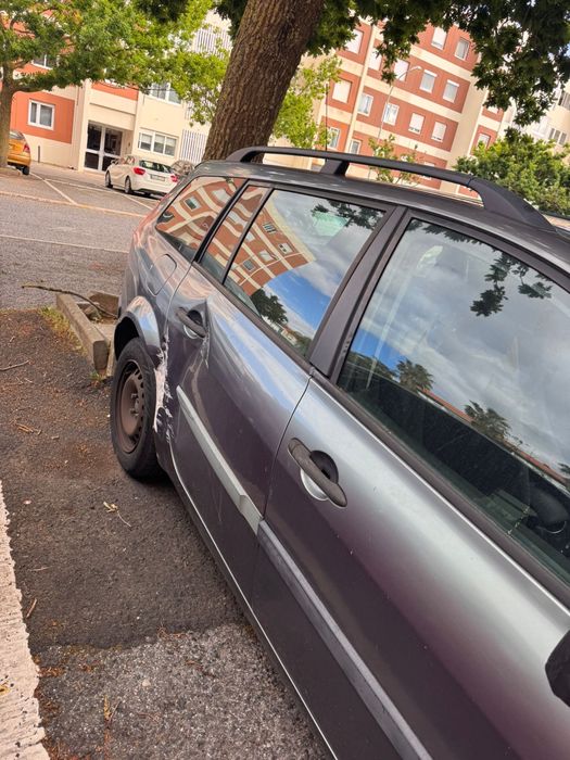 Renault Megane 2004 - Manutenção em dia!