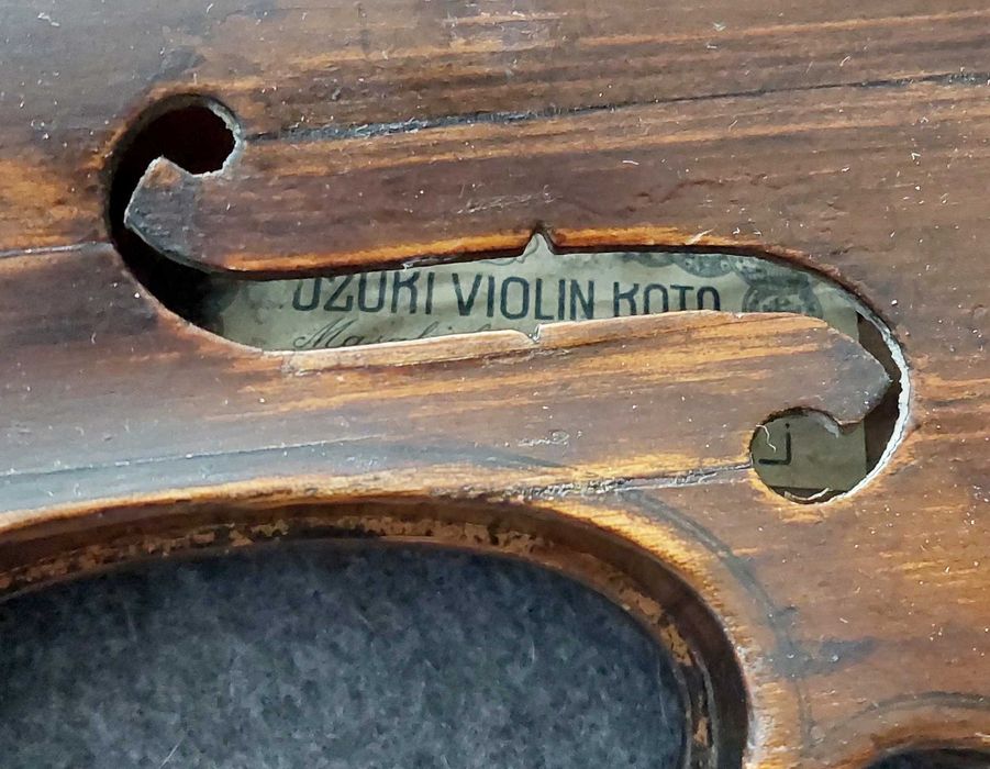 Stare skrzypce Suzuki Violin Nagoya (uszkodzone)