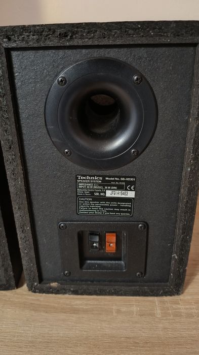 Obudowy głośników Technics hd301