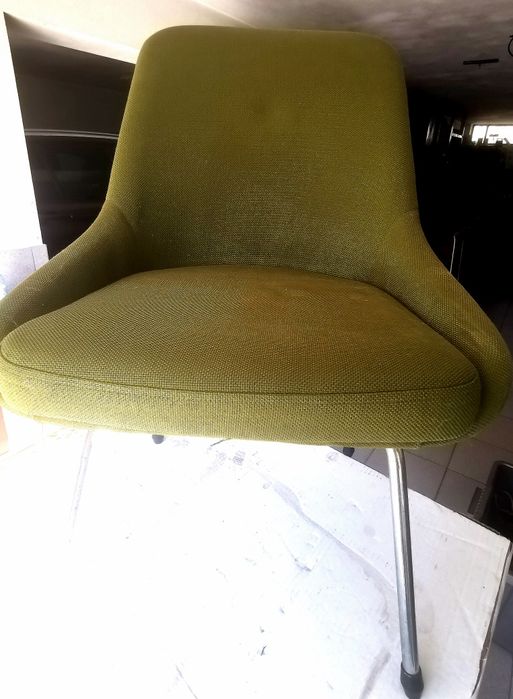 Cadeiras em tecido verdes vintage