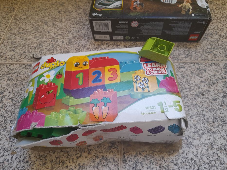 Lego Sets and Building Pieces64751900527361123