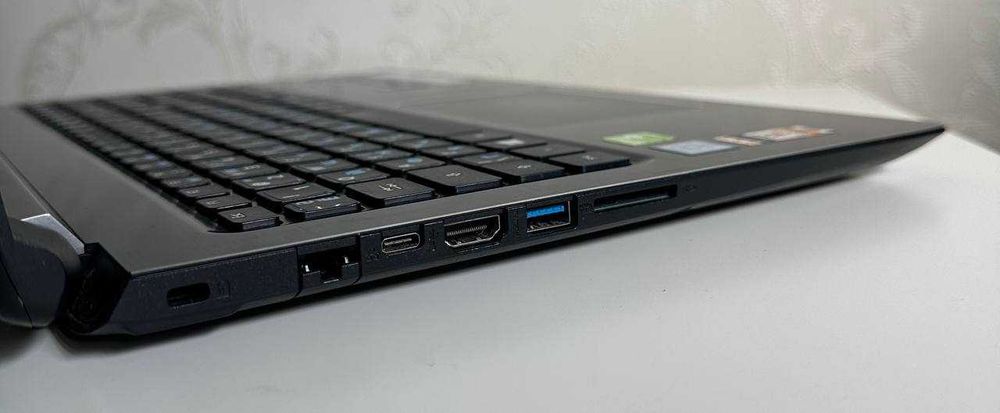 Ноутбук игровой Acer A515-51G-303X | Intel Core i3-6006U 2,0ГГц | 4ГбDDR4 | Intel HD520+nVidia 940MX | 1000 Гб | Windows 10