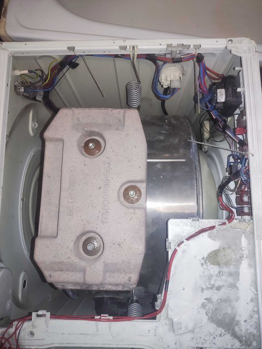 Пральна машина Indesit