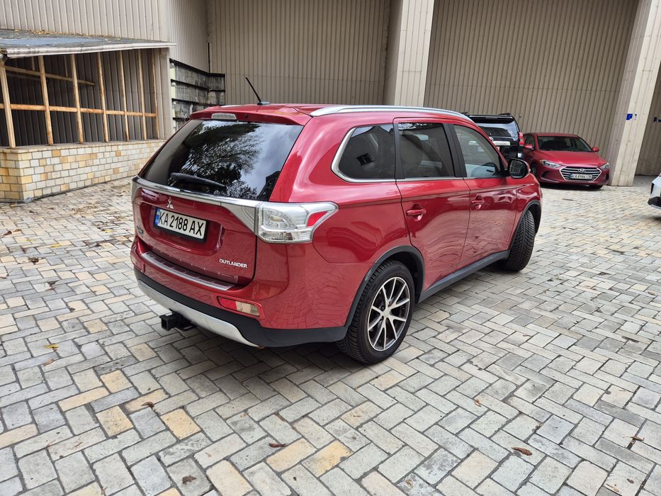 Mitsubishi Outlander