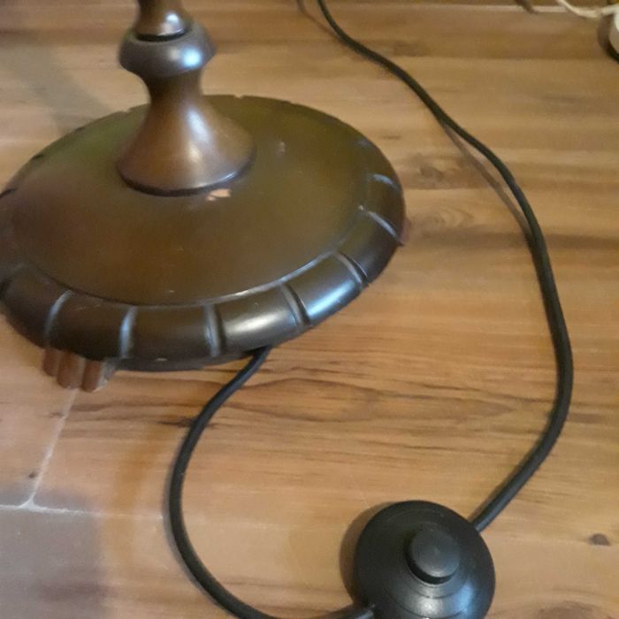 lampa podłogowa vintage