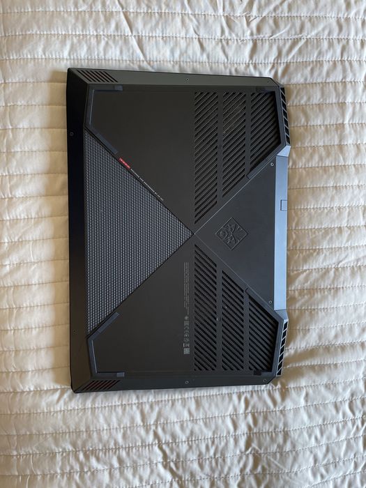 HP OMEN Laptop 15-dc0