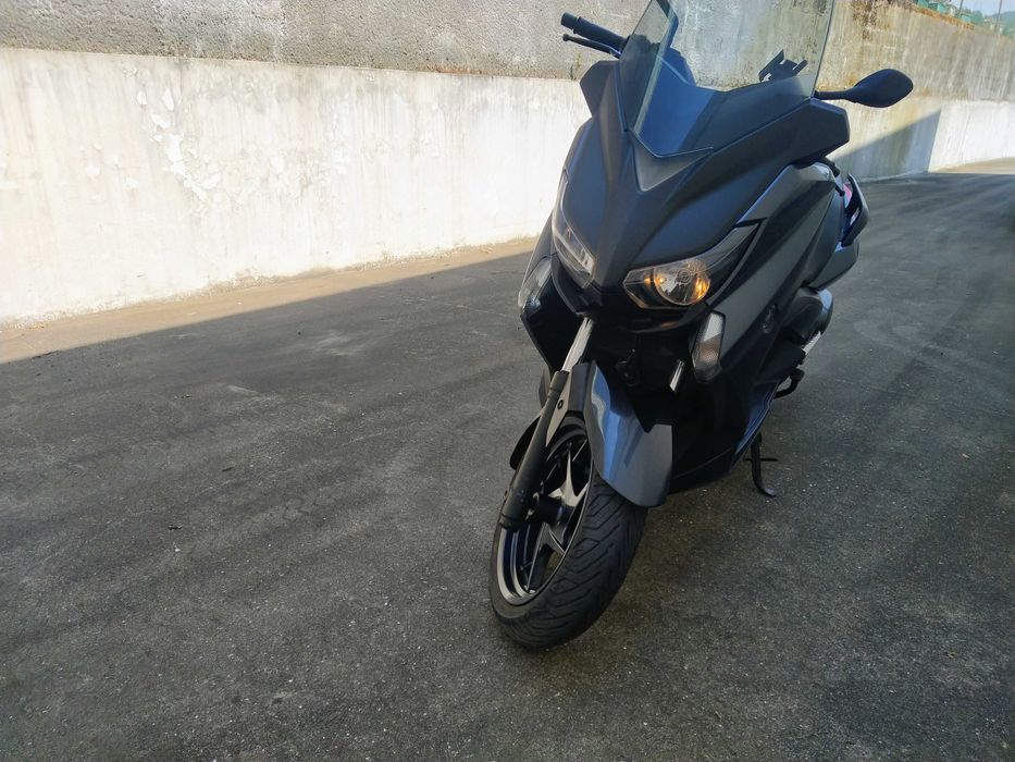 Moto Yamaha X Max 125