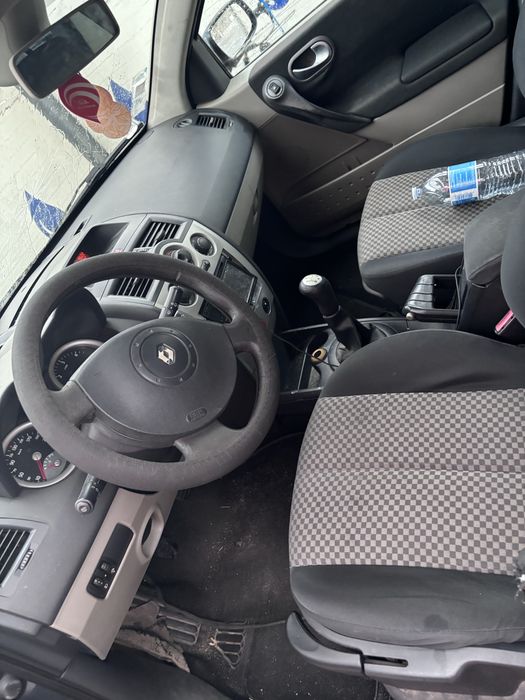 Renault megane 1.500 vendo urgente