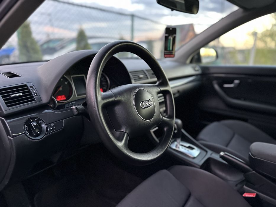 Продам Audi A4 b6 2003