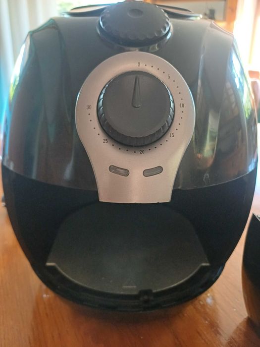 AirFryer - niezawodny i prosty w obsłudze, nowy kosz