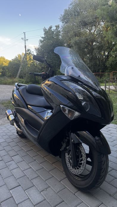 Yamaha Majesty250