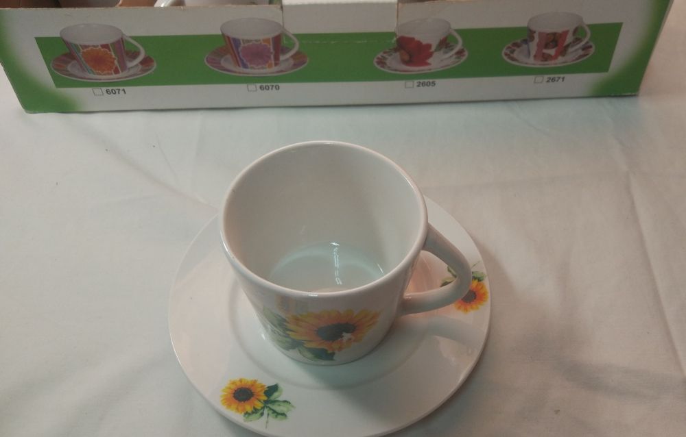 Чашки, блюдца, набор.