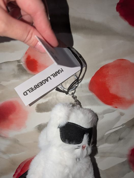 Porta chaves de peluche  Karl Lagerfeld