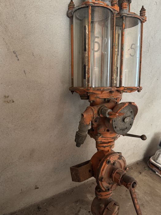 Bomba de gasolina mistura antiga
