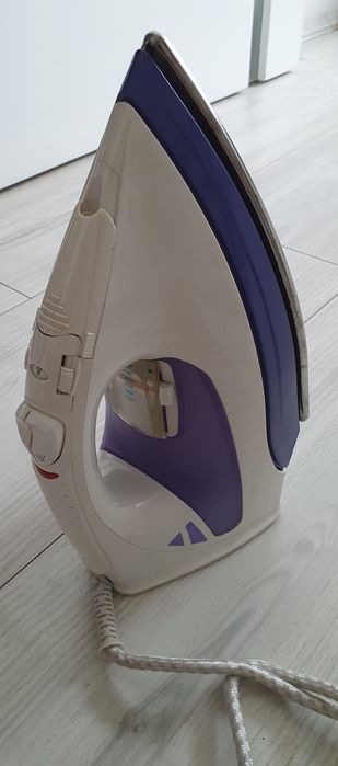 Żelazko LFG LF-8200