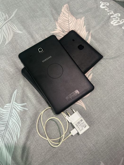 Планшет телефон Samsung Galaxy Tab E 561 4G FM Sim Підримує додатки і програми