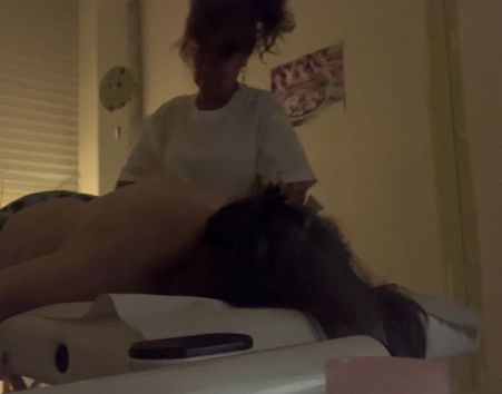 Ofereça massagem* costas em Santa Clara