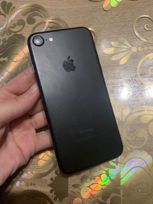 iPhone  7 128 gb