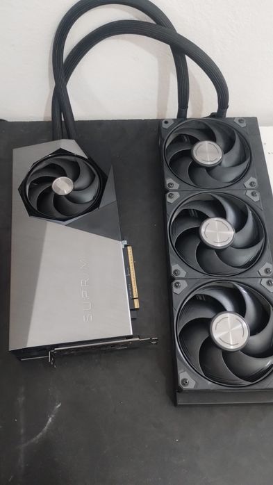 Rtx 5080 suprim liquid
