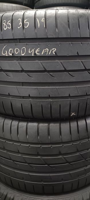 Pneus  285/35/19