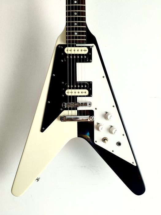 Burny Flying V FV-85MS (Michael Schenker) MIJ 1980s. Bare Knuckle, Futerał Gator