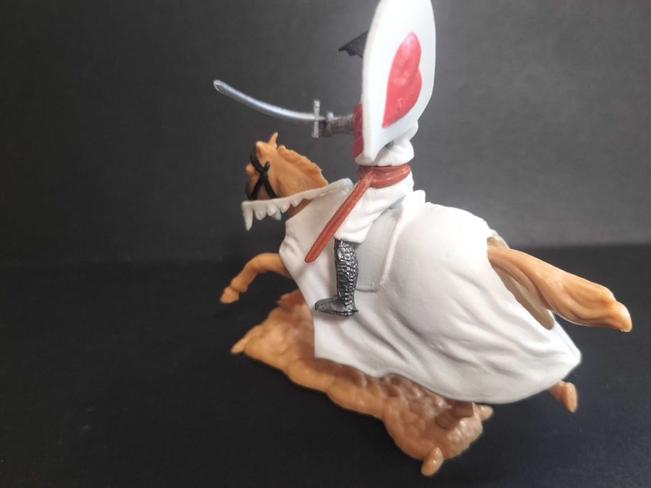 TIMPO TOYS 
Mediaval a cavalo da série - VISOR KNIGHTS