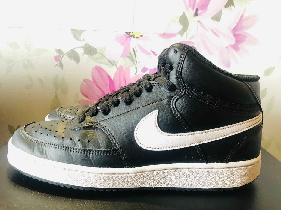 Кросівки жіночі Nike Court Vision Mid р.38