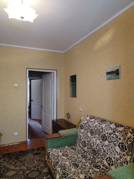 Здається 3-кімнатна квартира на пр. Свободи