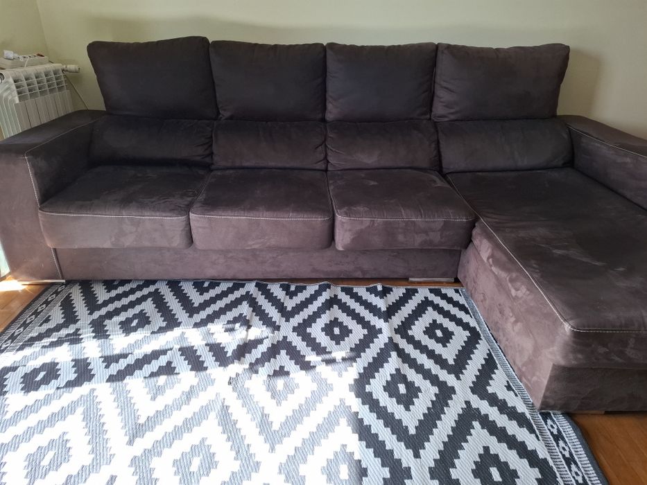 Sofá chaise Lounge em estado novo