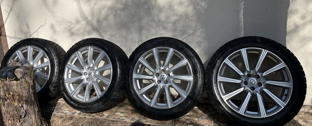 Оригінальні диски Volvo XC90 - 20” з зимовою резиною Bridgestone Blizzak DM -V2