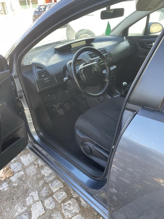 Citroën C4 — fotografia 6
