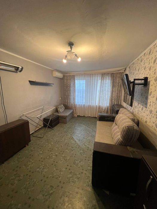 Продам1 к кв вул . Осіння
