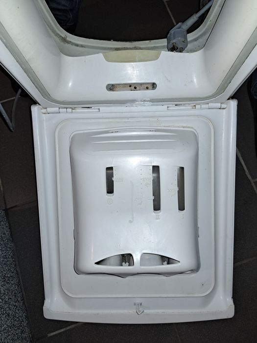 Pralka Whirlpool 1000 obrotów model AWE4516/P części