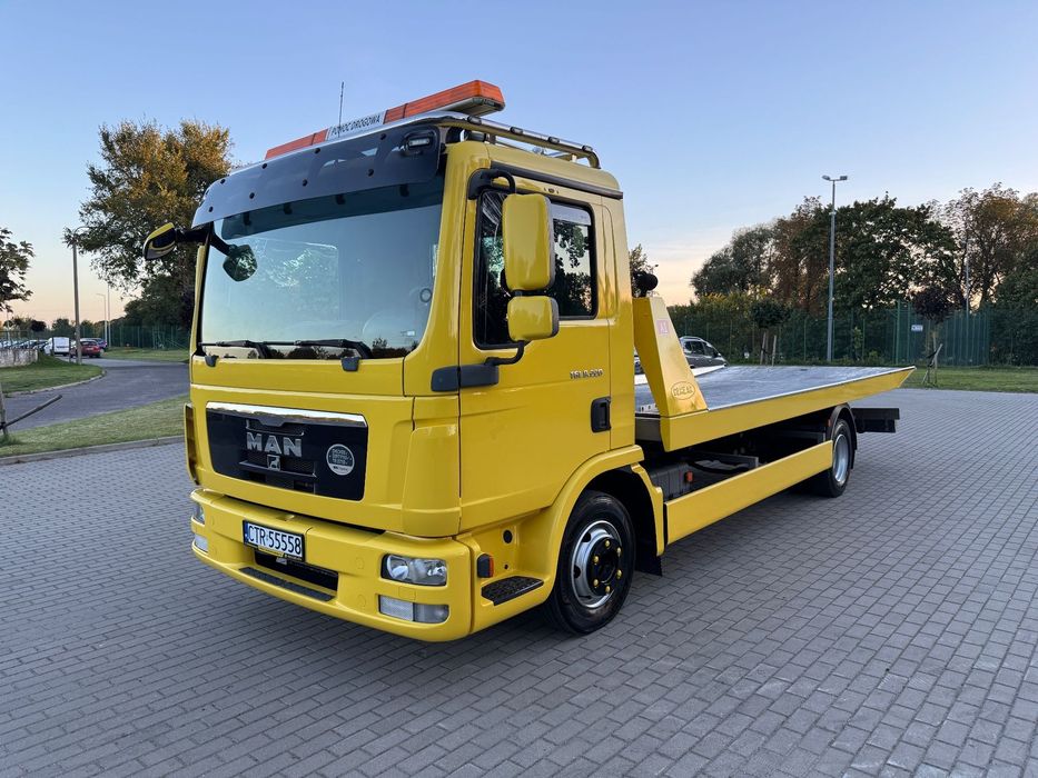 MAN TGL 8.220  MAN TGL 2011 POMOC DROGOWA Płyta hydrauliczna, Holownik, KLIMA