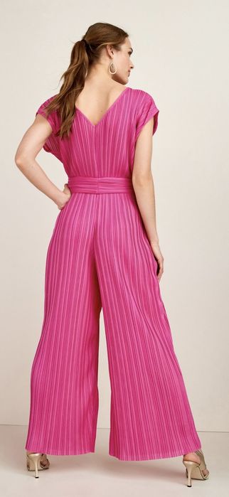 Рожевий комбенізон