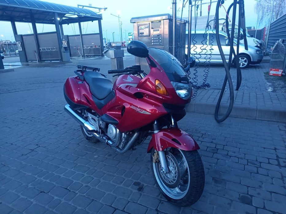 Honda NT 650 Deauville