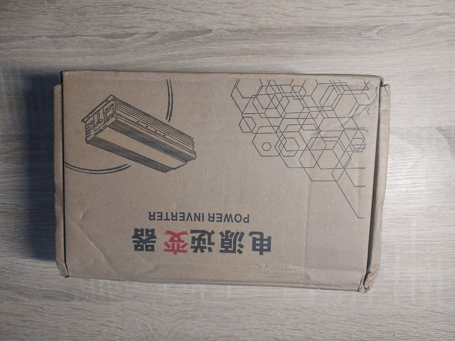 Інвертор Solaroll 2000w новий.